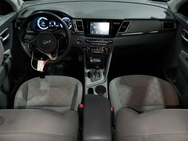KNDCB3LC0J5158096 2018 KIA NIRO - Image 8