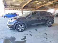 KNDCB3LC0J5204929 2018 KIA NIRO