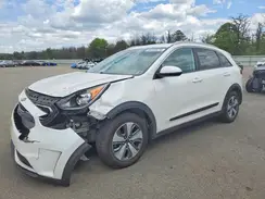 KNDCB3LC0K5218427 2019 KIA NIRO