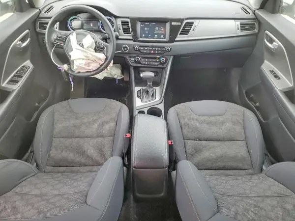 KNDCB3LC0K5218427 2019 KIA NIRO - Image 8