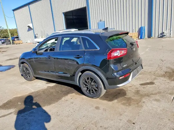 KNDCB3LC0K5225099 2019 KIA NIRO - Image 2