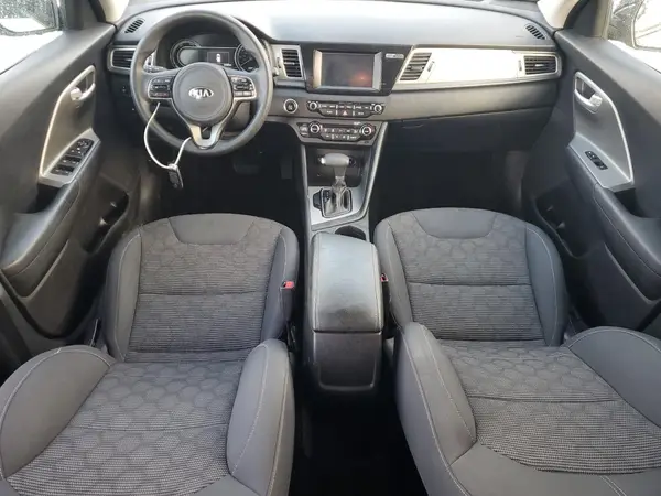 KNDCB3LC0K5243294 2019 KIA NIRO - Image 8