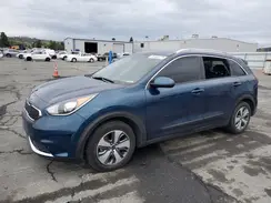 KNDCB3LC0K5252075 2019 KIA NIRO