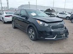 KNDCB3LC0K5263240 2019 KIA NIRO
