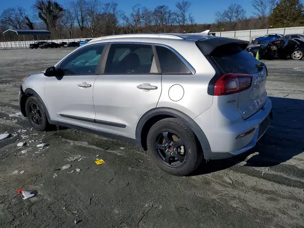 KNDCB3LC0K5265604 2019 KIA NIRO - Image 2