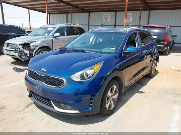 KNDCB3LC0K5276232 2019 KIA NIRO - Image 2