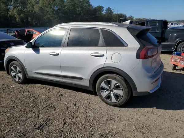 KNDCB3LC0K5292091 2019 KIA NIRO - Image 2