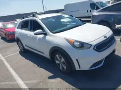 KNDCB3LC0K5297114 2019 KIA NIRO