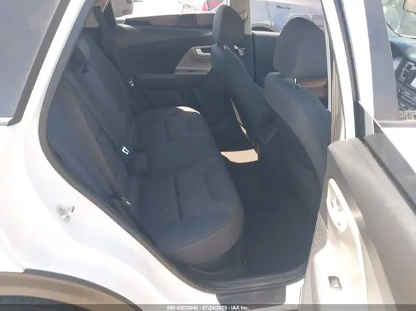 KNDCB3LC0K5297114 2019 KIA NIRO - Image 8