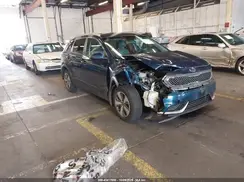 KNDCB3LC0K5302487 2019 KIA NIRO