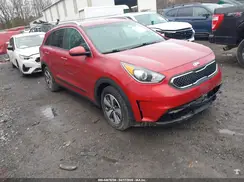 KNDCB3LC0K5316373 2019 KIA NIRO