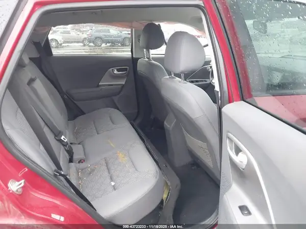 KNDCB3LC0K5317961 2019 KIA NIRO - Image 8