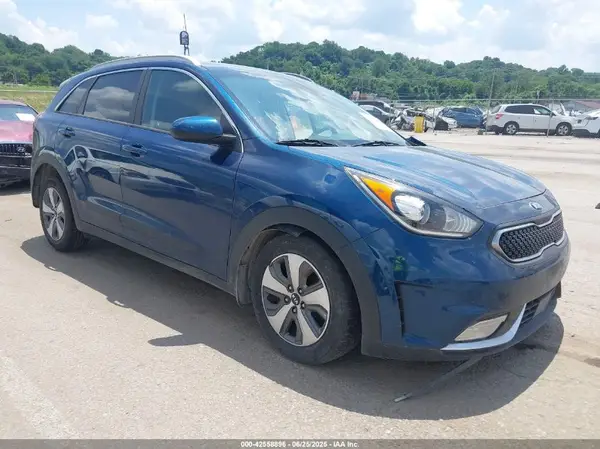 KNDCB3LC0K5324733 2019 KIA NIRO - Image 1