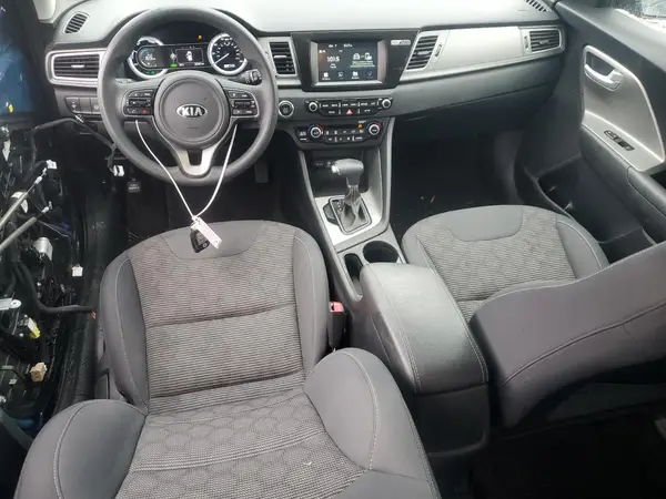 KNDCB3LC0K5342987 2019 KIA NIRO - Image 8