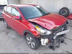 KNDCB3LC0K5350572 2019 KIA NIRO