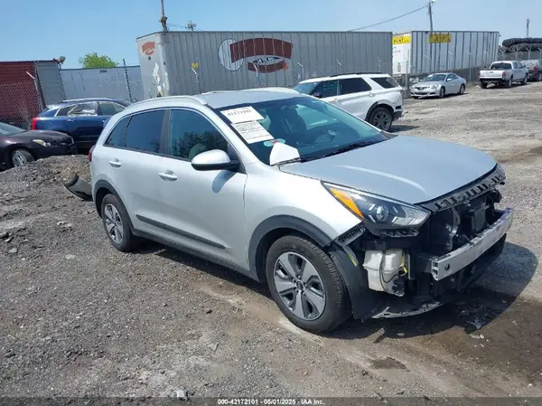 KNDCB3LC0L5360696 2020 KIA NIRO - Image 1