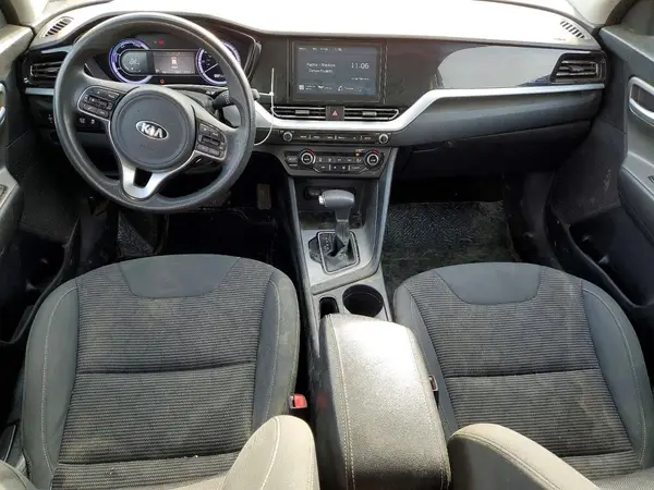 KNDCB3LC0L5362495 2020 KIA NIRO - Image 8