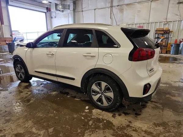 KNDCB3LC0L5365669 2020 KIA NIRO - Image 2