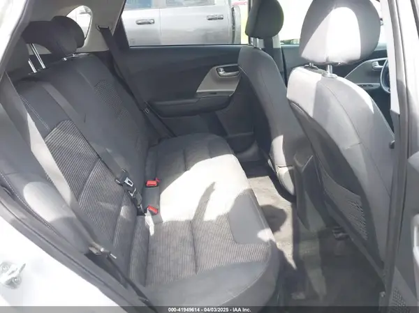 KNDCB3LC0L5371441 2020 KIA NIRO - Image 8