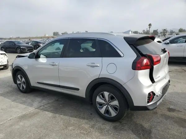 KNDCB3LC0L5427796 2020 KIA NIRO - Image 2