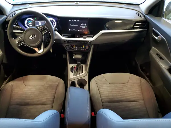 KNDCB3LC0M5487580 2021 KIA NIRO - Image 8