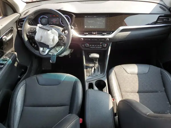 KNDCB3LC0N5499312 2022 KIA NIRO - Image 8
