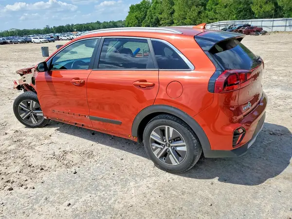 KNDCB3LC0N5528159 2022 KIA NIRO - Image 2