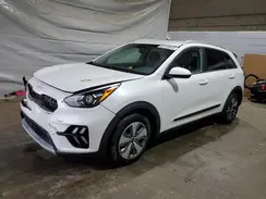 KNDCB3LC0N5540585 2022 KIA NIRO