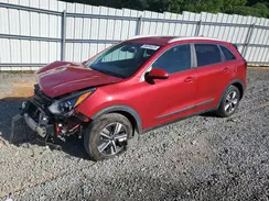 KNDCB3LC0N5546628 2022 KIA NIRO