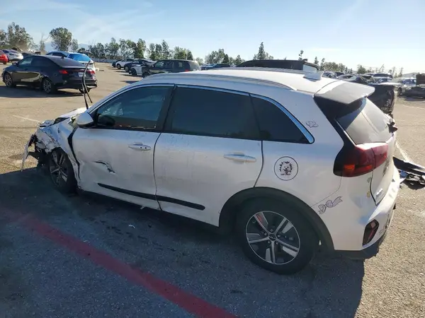 KNDCB3LC0N5547858 2022 KIA NIRO - Image 2