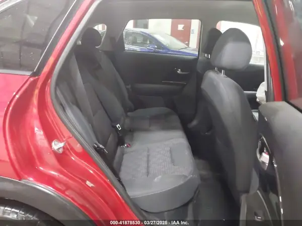 KNDCB3LC0N5549786 2022 KIA NIRO - Image 8