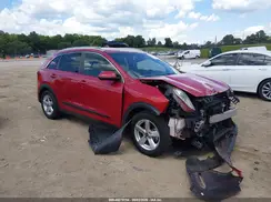 KNDCB3LC1H5040438 2017 KIA NIRO