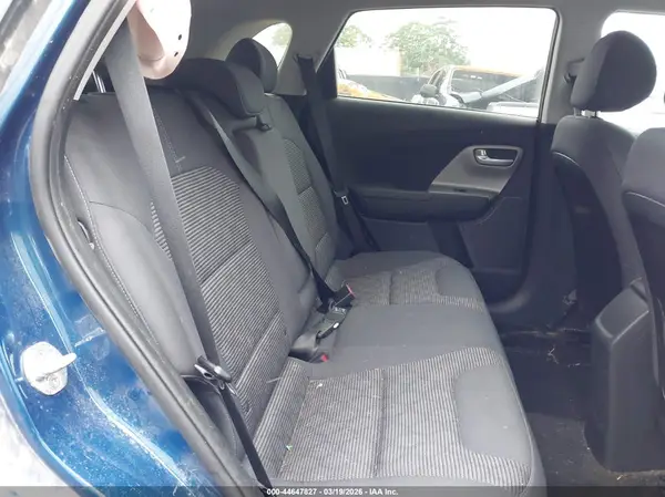 KNDCB3LC1H5045980 2017 KIA NIRO - Image 8