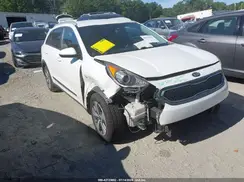 KNDCB3LC1H5049351 2017 KIA NIRO