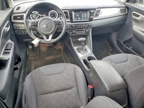 KNDCB3LC1H5055280 2017 KIA NIRO - Image 8