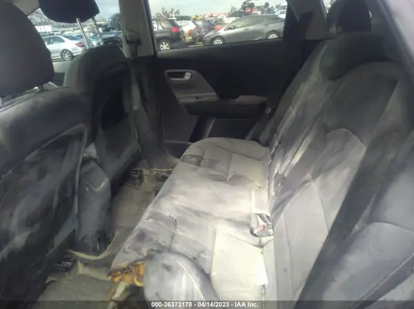 KNDCB3LC1H5058910 2017 KIA NIRO - Image 8
