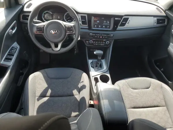 KNDCB3LC1H5060379 2017 KIA NIRO - Image 8