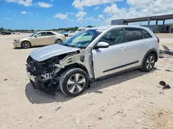 KNDCB3LC1H5066473 2017 KIA NIRO