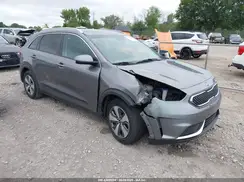 KNDCB3LC1H5068899 2017 KIA NIRO