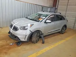 KNDCB3LC1H5071396 2017 KIA NIRO