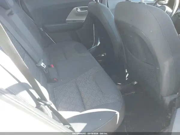 KNDCB3LC1H5088585 2017 KIA NIRO - Image 8