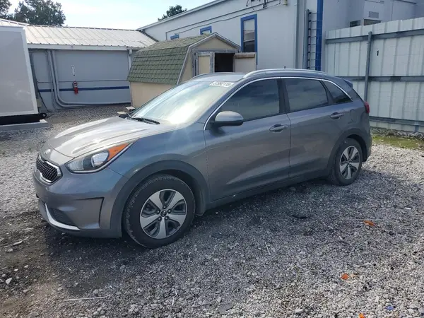 KNDCB3LC1H5089395 2017 KIA NIRO - Image 1