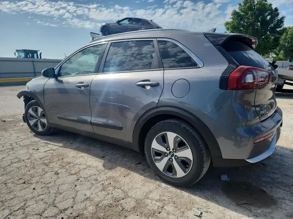 KNDCB3LC1H5092460 2017 KIA NIRO - Image 2