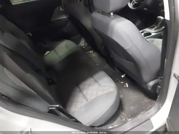 KNDCB3LC1H5101206 2017 KIA NIRO - Image 8