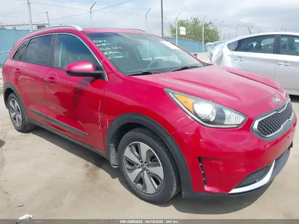 KNDCB3LC1H5101819 2017 KIA NIRO - Image 1