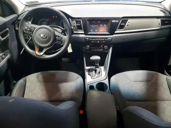 KNDCB3LC1J5118612 2018 KIA NIRO - Image 8