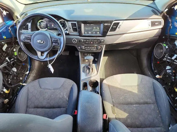 KNDCB3LC1J5119825 2018 KIA NIRO - Image 8