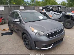 KNDCB3LC1J5123972 2018 KIA NIRO
