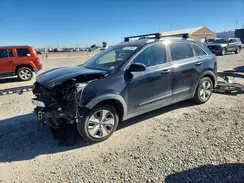 KNDCB3LC1J5131490 2018 KIA NIRO