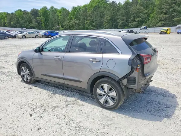 KNDCB3LC1J5158012 2018 KIA NIRO - Image 2